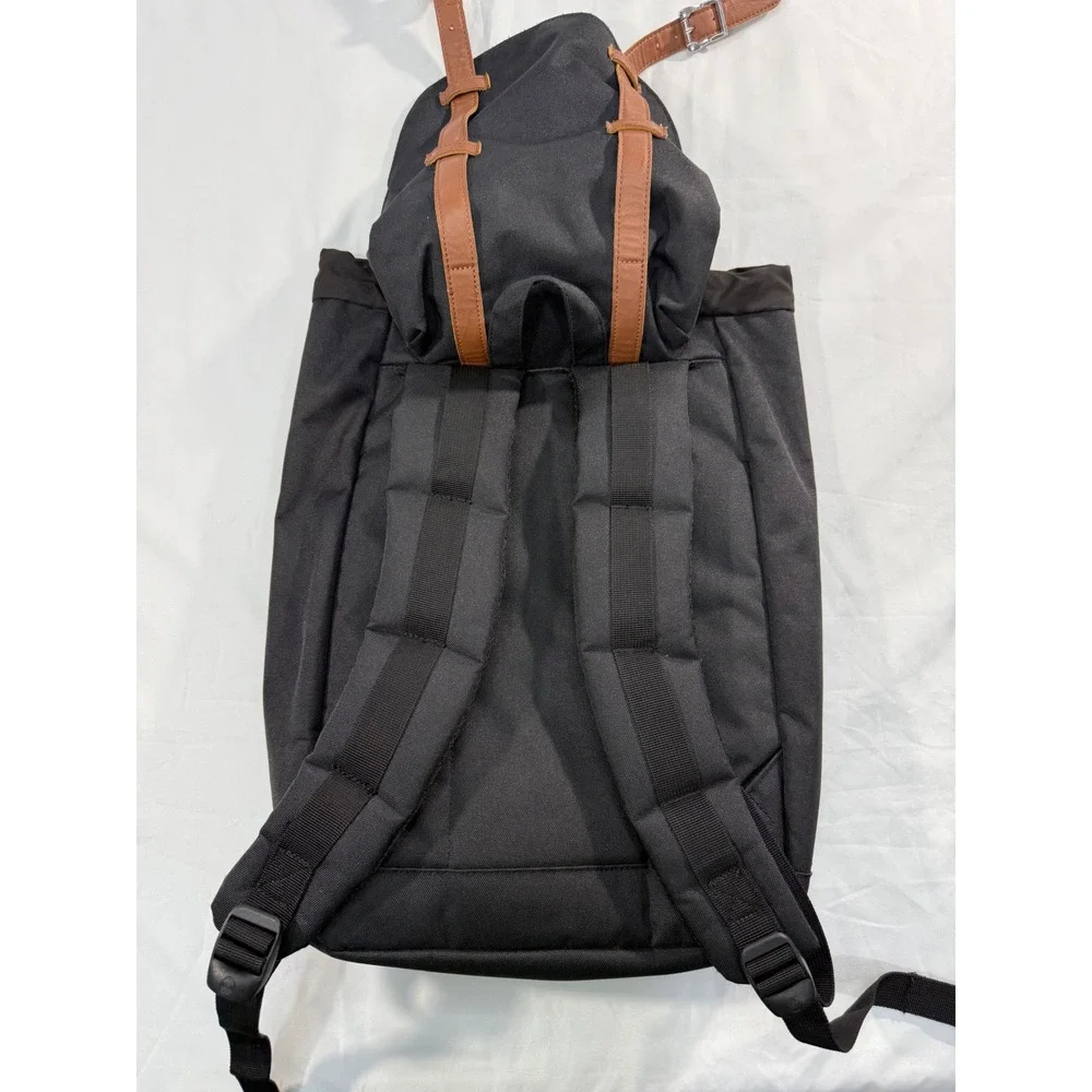 Herschel Supply Co Retreat Backpack Black Tan Straps Laptop Sleeve Rucksack